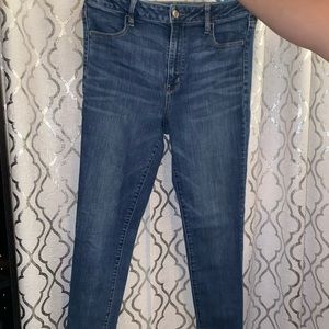 2 PAIRS American Eagle 10 Long NEW